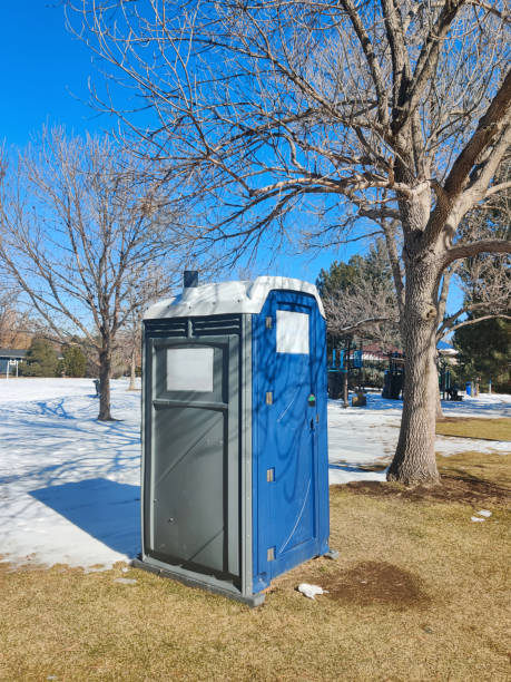 Best Deluxe Portable Toilet Rental  in Bondurant, IA